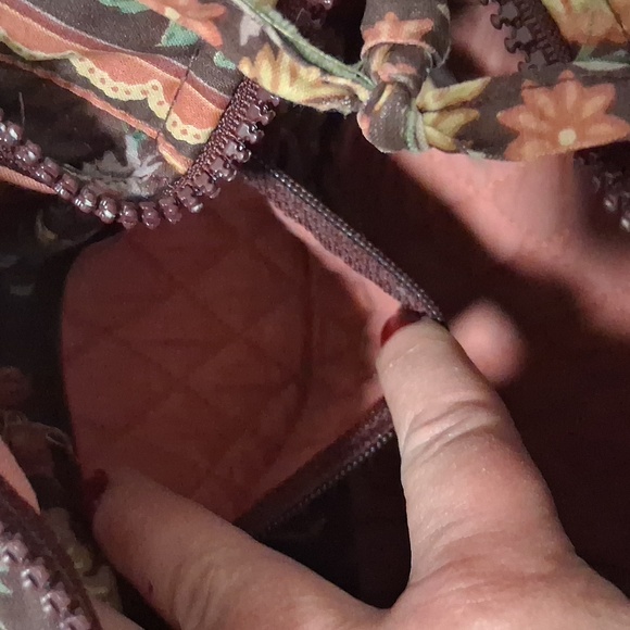 Vintage Vera Bradley "Wildwood Medium" Retired Pattern. Beautiful Bag - Picture 7 of 8